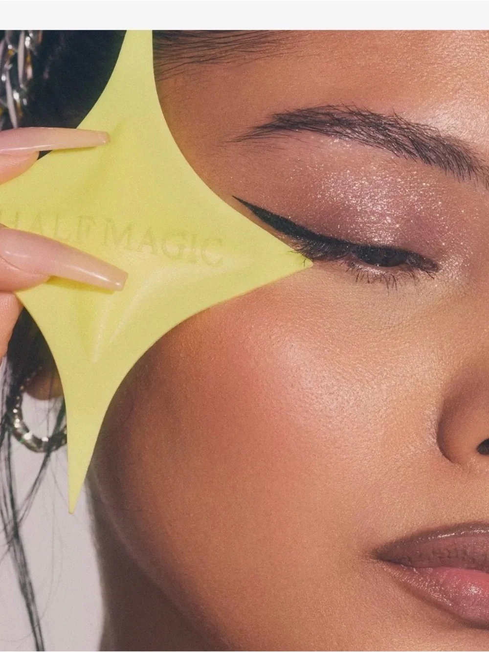 New Half Magic Eyeliner Wing Magician Tool